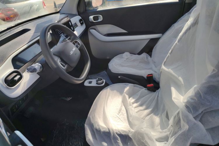 吉利银河 熊猫 2025款 210km 元气熊中控内饰19