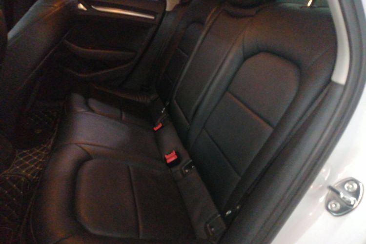 奥迪A3 2015款 Limousine 35 TFSI 百万纪念智领型中控内饰21