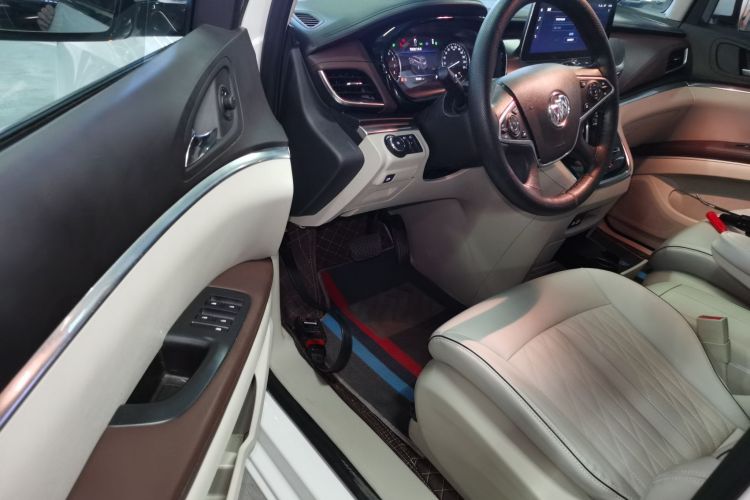 别克GL8 2021款 陆上公务舱 652T 豪华型中控内饰7003