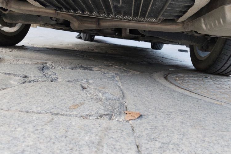 奔驰C级 2020款 C 200 L 时尚型运动版局部细节9009