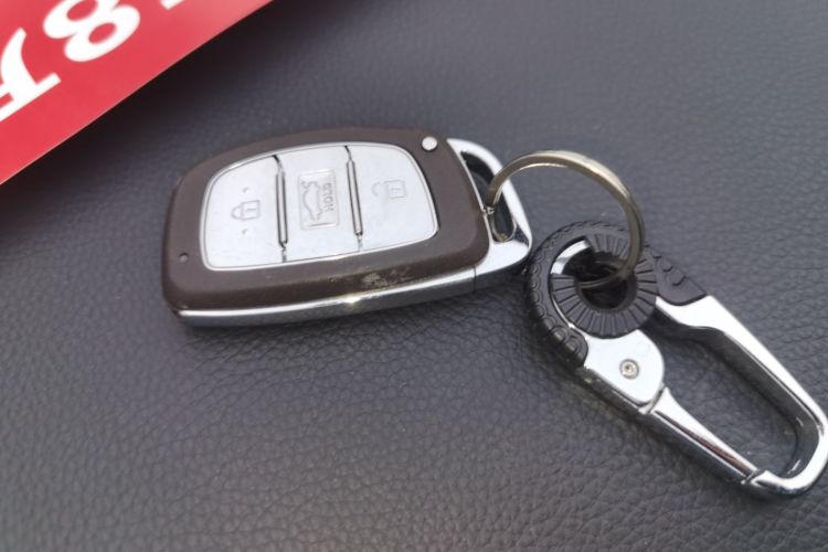 现代 名图 2017款 1.8L 自动智能型GLS 国V中控内饰11