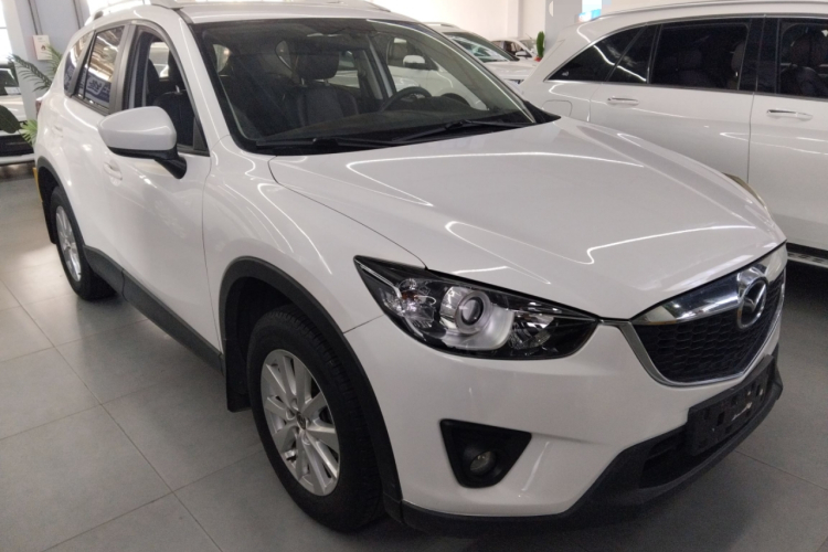 马自达CX-5 2013款 2.0L 自动两驱舒适型车身外观3
