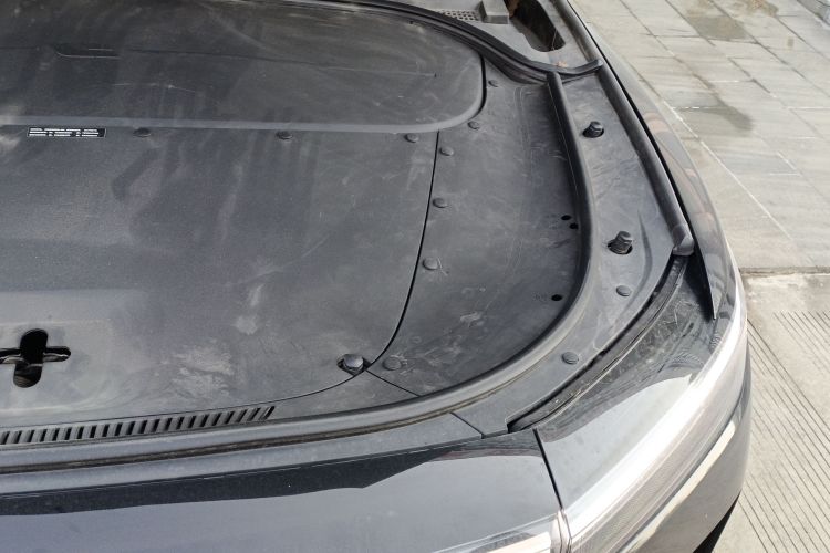 理想汽车 理想ONE 2021款 增程6座版局部细节9007