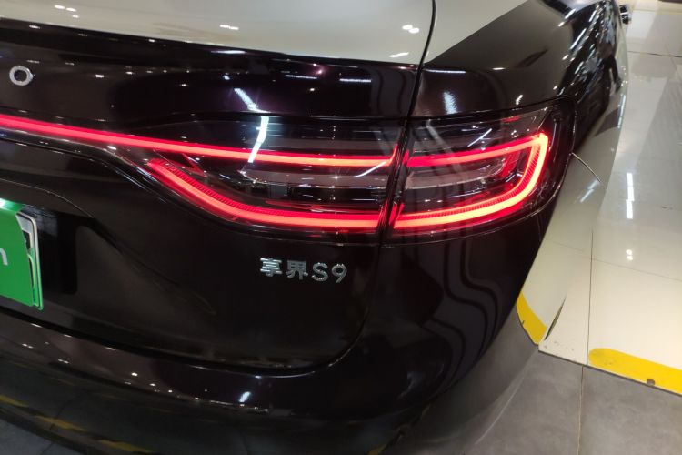 鸿蒙智行 享界S9 2024款 纯电 Ultra 四驱旗舰版车身外观9