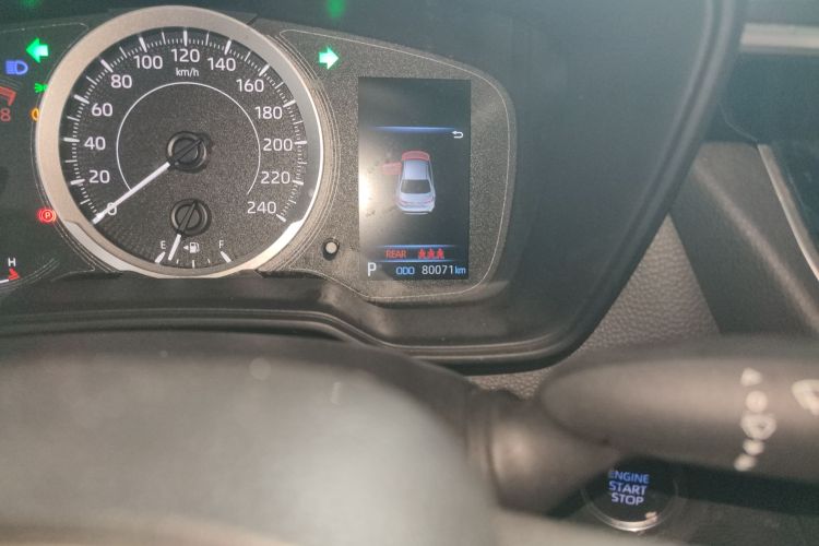 丰田 雷凌 2022款 185T CVT豪华版中控内饰15