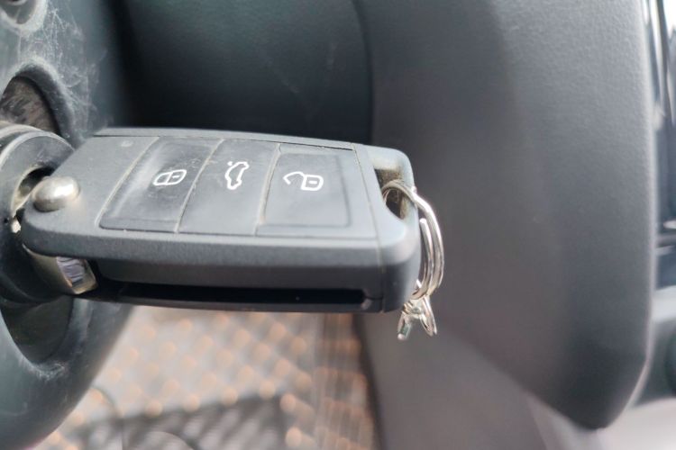 斯柯达 明锐 2019款 1.5L 自动豪华版中控内饰11