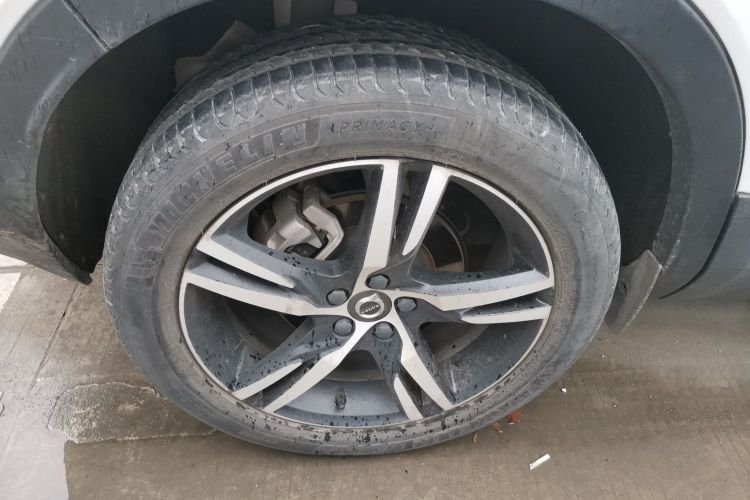 沃尔沃XC40 2021款 T4 四驱智远运动版车身外观6008