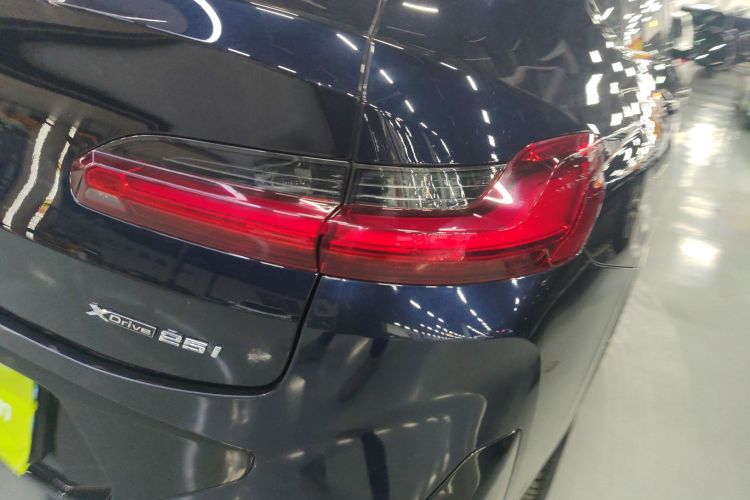 宝马X4 2022款 xDrive 25i M运动套装车身外观6006