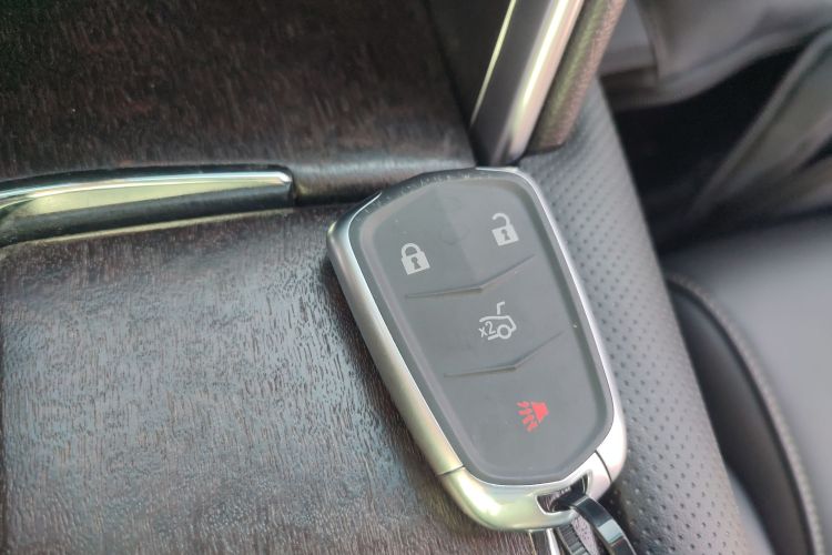 凯迪拉克XTS 2018款 28T 技术型中控内饰11