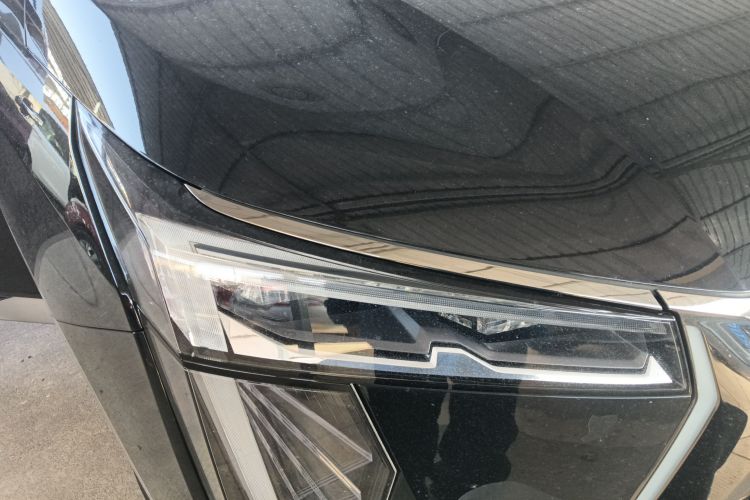 广汽传祺 传祺M8 2023款 宗师系列 400T 旗舰版车身外观6006