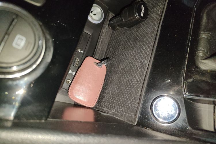 大众 途观L 2018款 330TSI 自动两驱豪华版中控内饰11