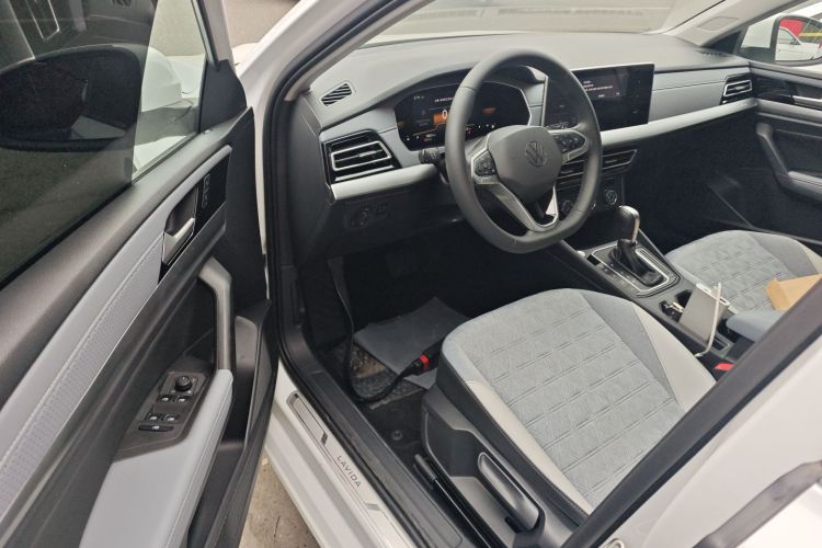 大众 朗逸 2024款 300TSI DSG满逸版中控内饰20