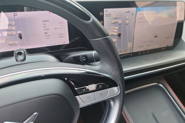 小鹏P7 2023款 P7i 702 Pro局部细节18