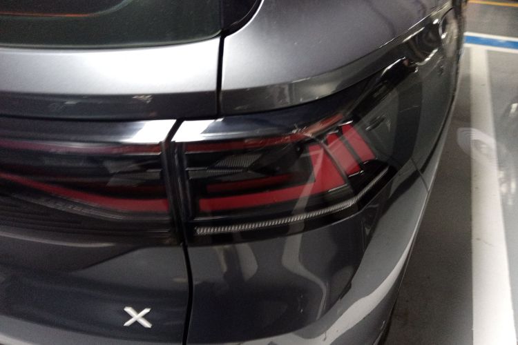 大众 ID.6 X 2022款 极智长续航版车身外观9