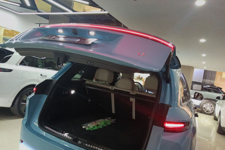 理想汽车 理想L7 2024款 MAX机舱底盘23