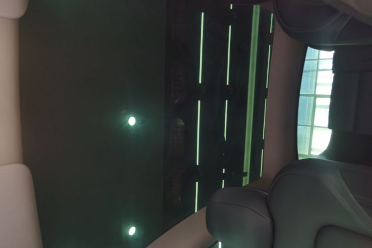 特斯拉 Model Y 2022款 后轮驱动版局部细节22