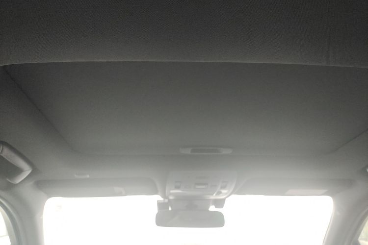 雷克萨斯UX新能源 2020款 300e 纯·悦版局部细节22