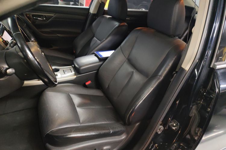 日产 天籁 2013款 2.0L XL舒适版局部细节19