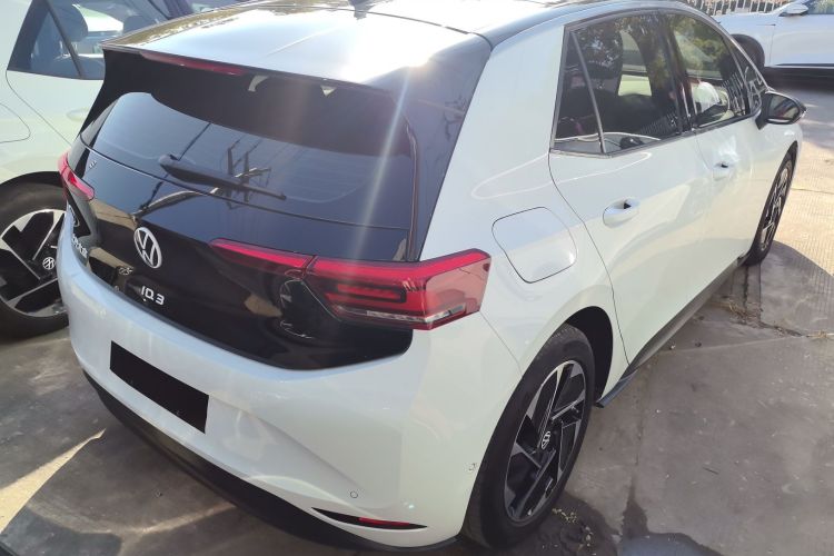 大众ID.3 2025款 聪明款 极智版车身外观7