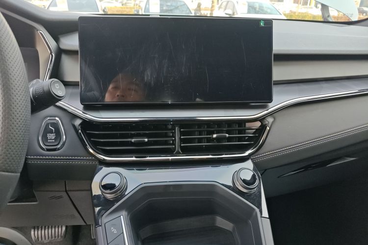 领克06 2023款 Remix 1.5T 劲Halo中控内饰16