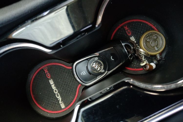 别克 昂科拉GX 2020款 20T CVT两驱旗舰型中控内饰7001