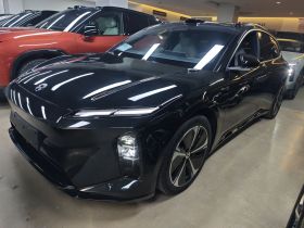 蔚来ET5T 2025款 75kWh Touring