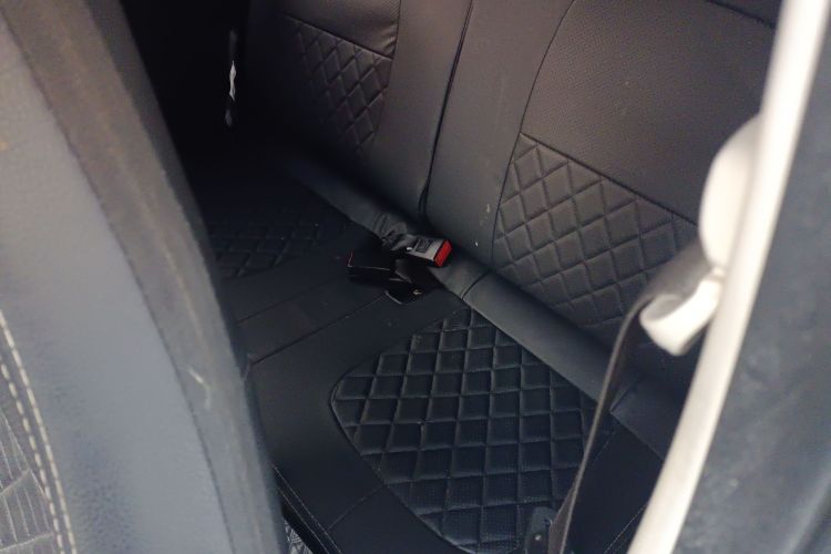 五菱汽车 宏光MINIEV 2020款 悦享款 磷酸铁锂中控内饰7004