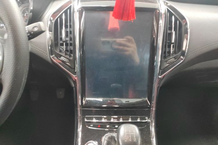 猎豹汽车 猎豹CS9 2017款 1.5L 手动精英型中控内饰16