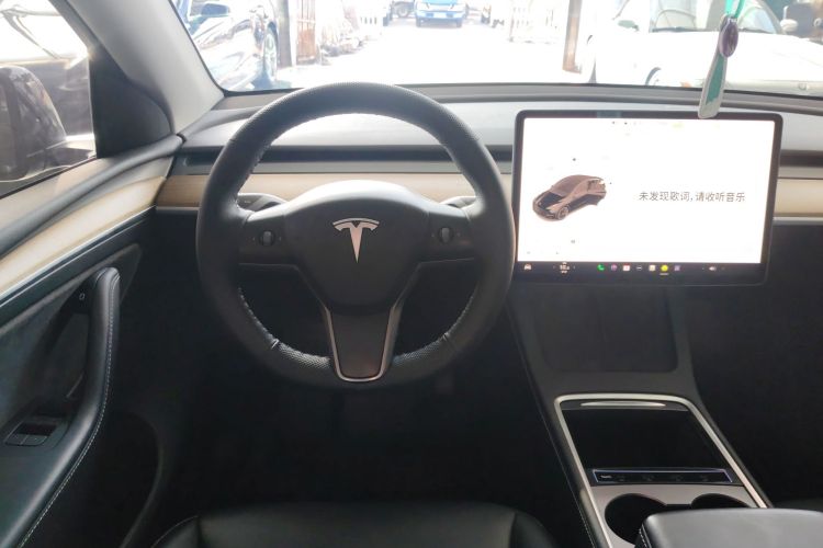 特斯拉 Model Y 2021款 标准续航后驱版局部细节13