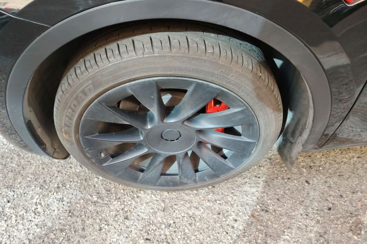 特斯拉 Model Y 2022款 改款 后轮驱动版车身外观6007