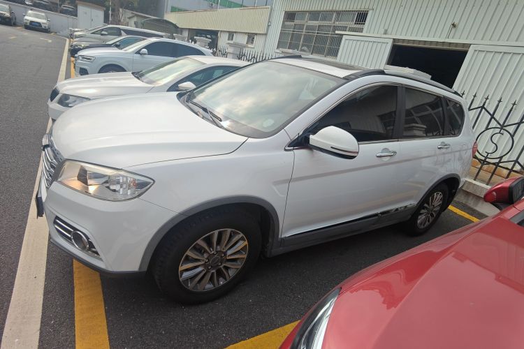 哈弗H6 2017款 红标 运动版 1.5T 自动两驱豪华型车身外观4