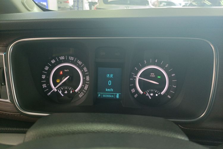 别克GL8 2018款 28T 豪华型 国VI中控内饰14