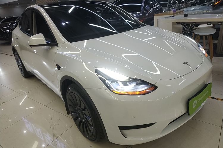 特斯拉 Model Y 2022款 改款 后轮驱动版车身外观3