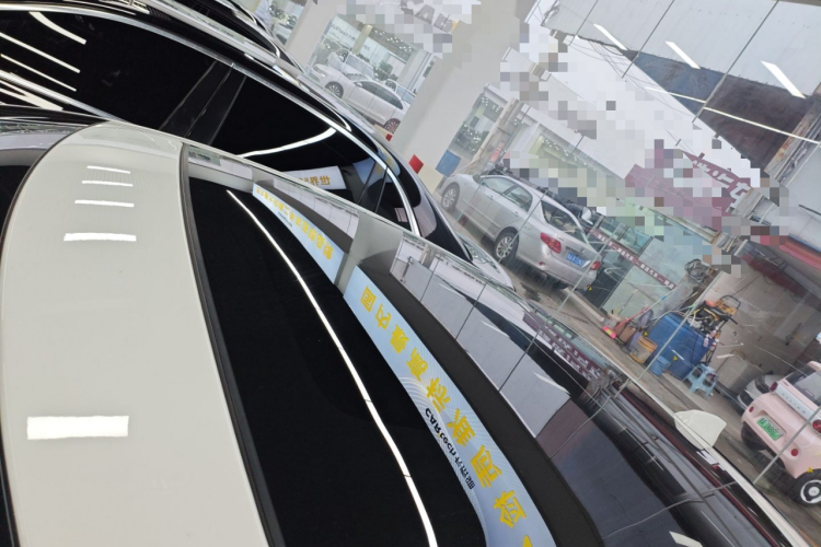 捷豹XEL 2024款 2.0T 250PS R-DYNAMIC S进取运动版局部细节57