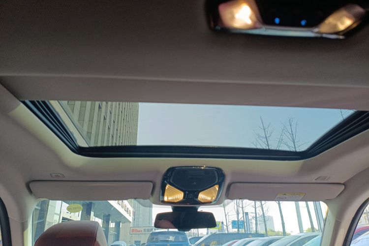 宝马4系 2023款 425i M运动套装中控内饰22