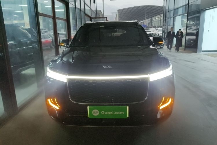 理想汽车 理想ONE 2021款 增程6座版车身外观2