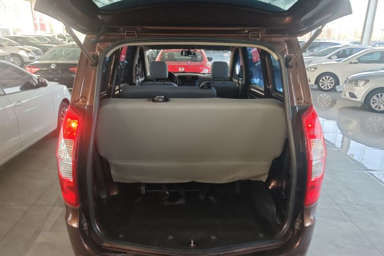 五菱汽车 五菱宏光 2015款 1.2L S 基本型国IV局部细节23