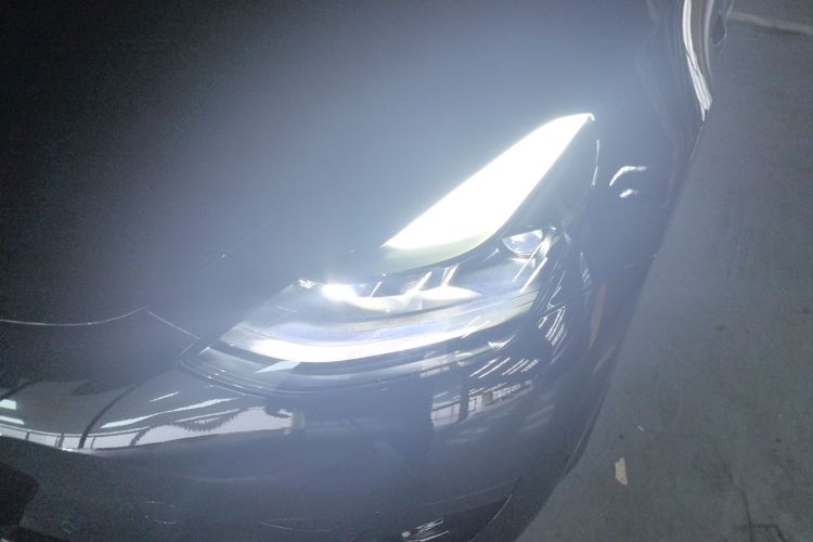 特斯拉 Model 3 2021款 标准续航后驱升级版局部细节36