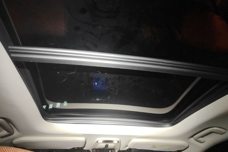 沃尔沃XC90 2019款 T6 智逸版 7座 国VI中控内饰22