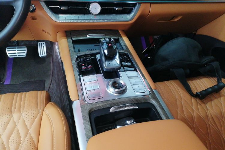 坦克500 2022款 3.0T 商务版 造境型 5座中控内饰18