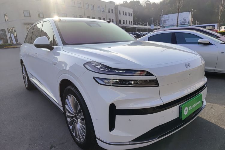 乐道L90 2025款 Ultra 六座版车身外观3