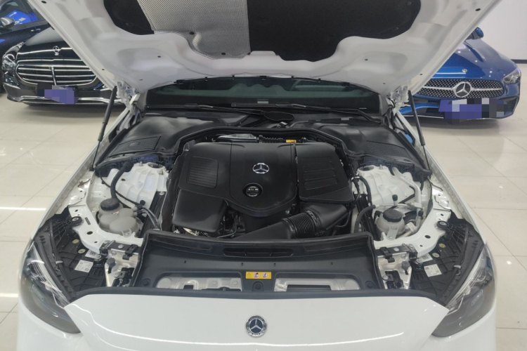 奔驰C级 2023款 改款 C 200 L 运动版机舱底盘24