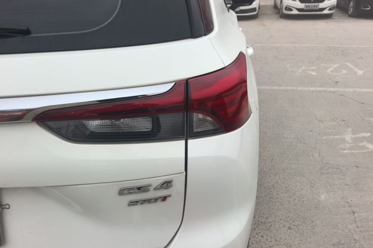 广汽传祺 传祺GS4 2021款 270T 自动豪华智联版车身外观9