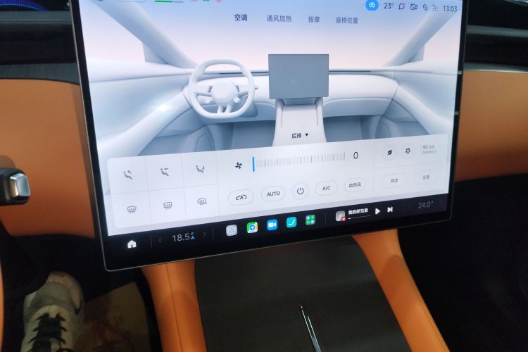 小米汽车 小米YU7 2025款 超长续航后驱版局部细节16