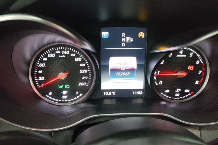 奔驰C级 2015款 C 300 运动版局部细节14