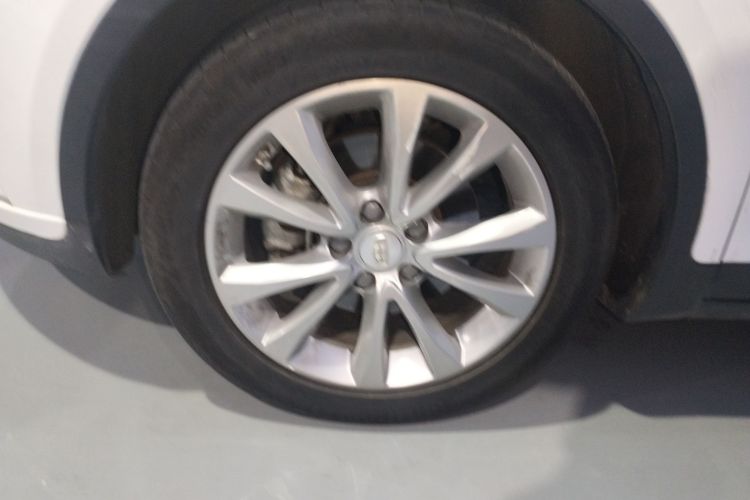 吉利汽车 帝豪GS 2016款 优雅版 1.3T 自动领尚型车身外观6007