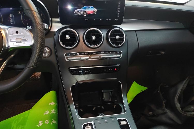 奔驰C级 2020款 改款 C 200 L 时尚型运动版中控内饰16