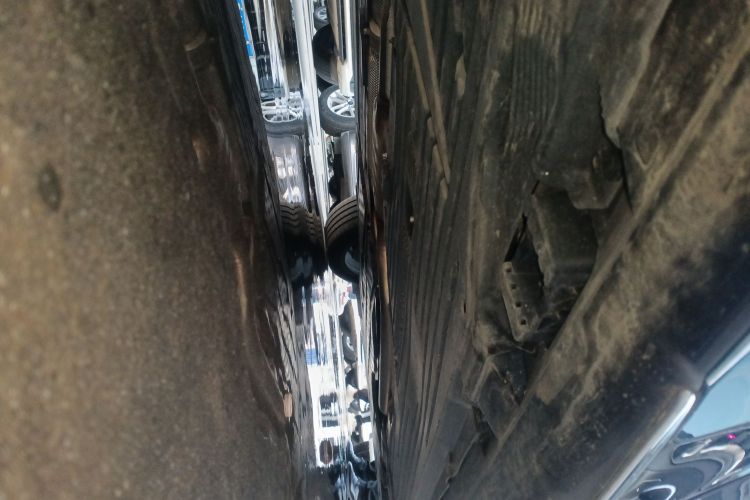 奔驰C级 2024款 C 260 L 运动版局部细节9001