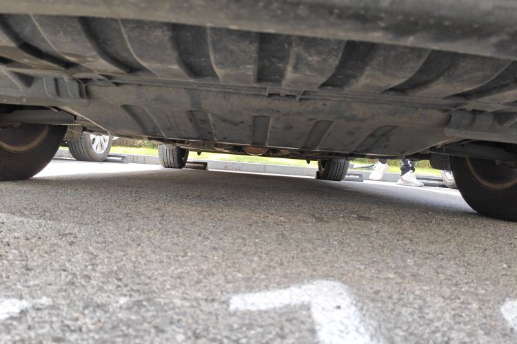 雷诺 风朗 2013款 2.0L 时尚版局部细节9008