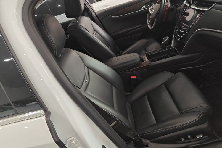 凯迪拉克XTS 2018款 28T 精英型局部细节41